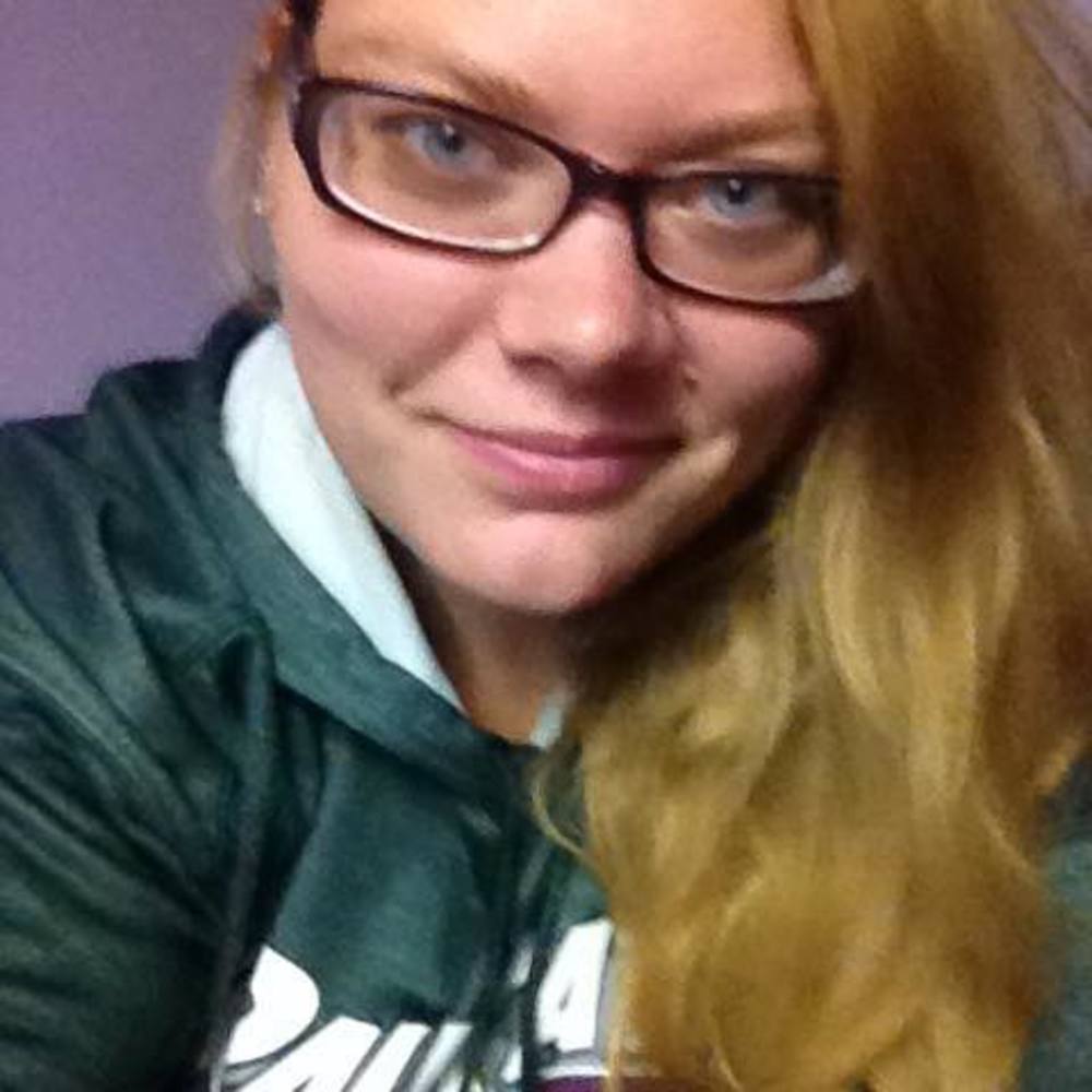 Meet your Posher, Nikole